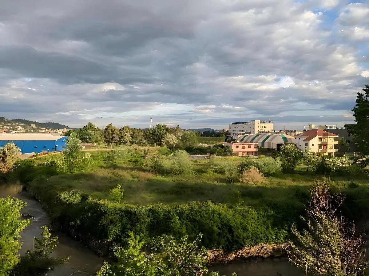 Homestay Sunny Riverside Tirana'S Oasis - Breakfast & Dinner